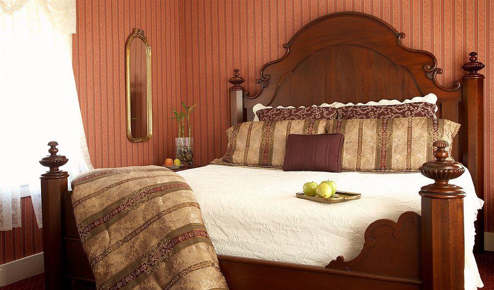 Maine Stay Inn And Cottages 케네벙크포트 외부 사진