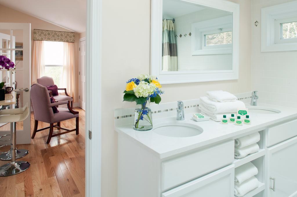 Maine Stay Inn And Cottages 케네벙크포트 외부 사진